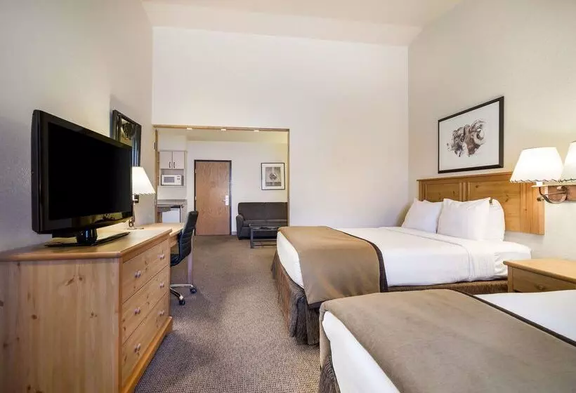 בית מלון כפרי Best Western Golden Spike Inn & Suites