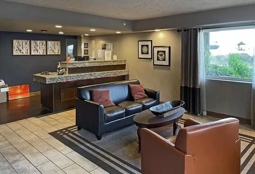 酒店 Quality Inn Clinton North