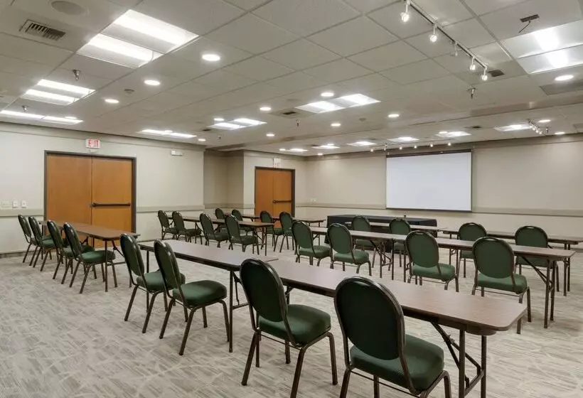 Best Western Plus Oak Harbor Hotel And Conference Center