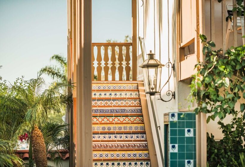 호텔 Best Western Plus Pepper Tree Inn