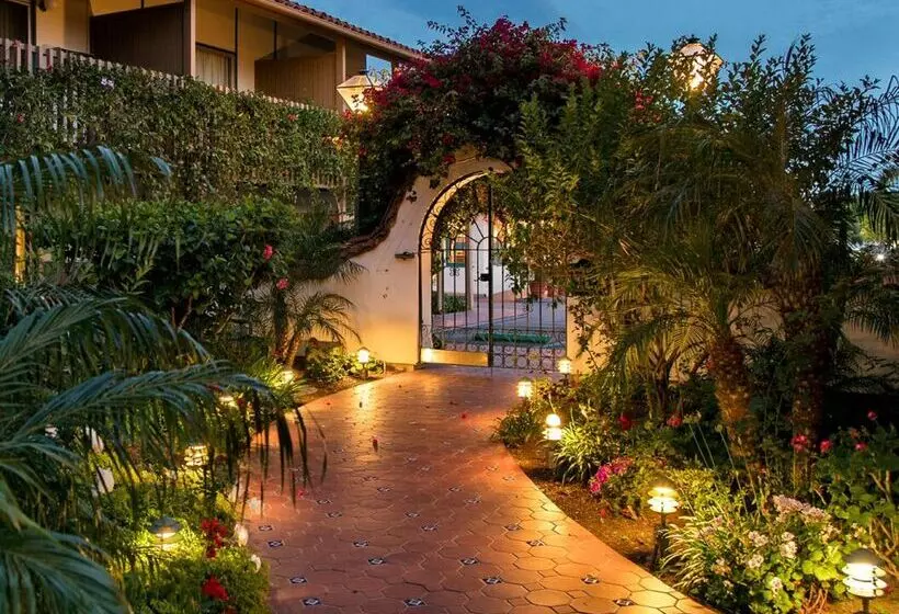 فندق Best Western Plus Pepper Tree Inn