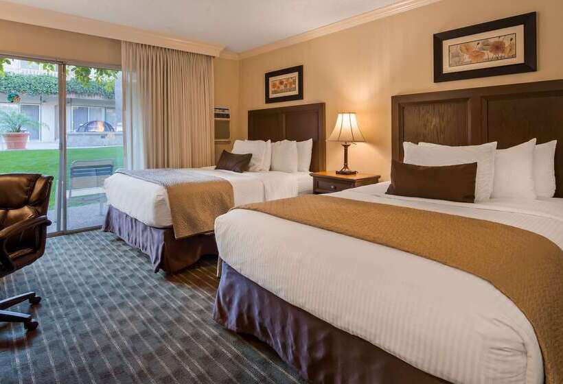 호텔 Best Western Plus Pepper Tree Inn