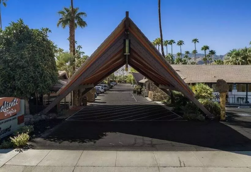 ホテル Caliente Tropics