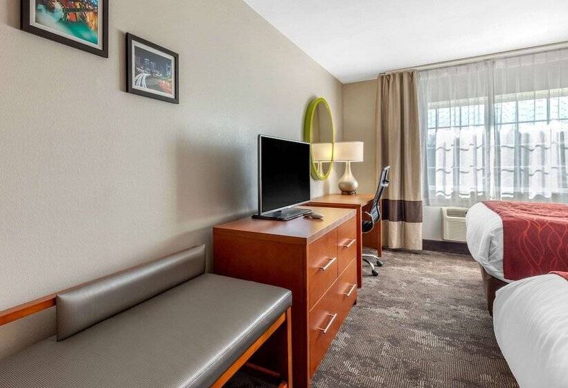 호텔 Comfort Inn & Suites Nashville Near Tanger Outlets I 24 Antioch