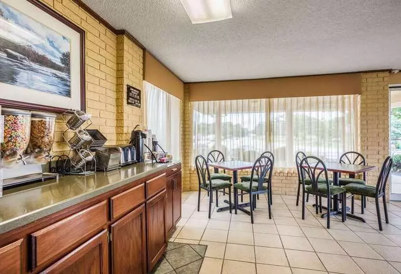 ホテル Days Inn By Wyndham Batesville Ar