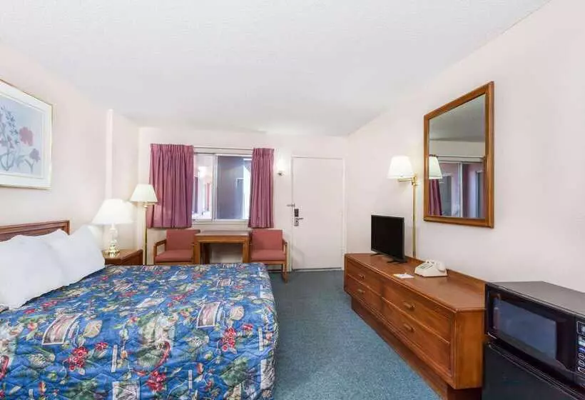 Hotel Days Inn By Wyndham Burns