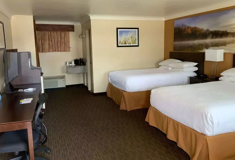 호텔 Days Inn By Wyndham Wauseon