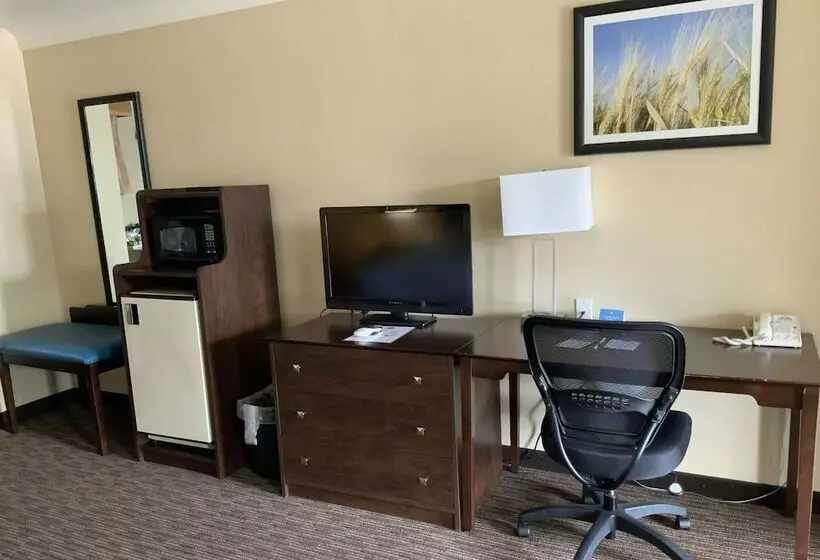 호텔 Days Inn By Wyndham Wauseon