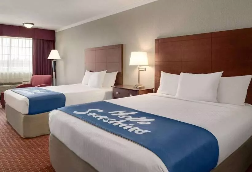 호텔 Days Inn By Wyndham Whitmore Lake