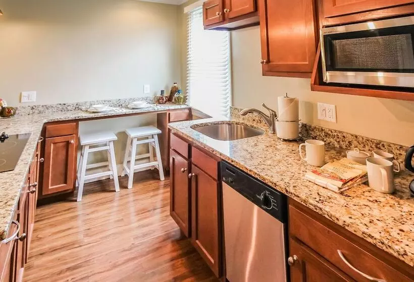 בית מלון כפרי Innseason Resorts Harborwalk