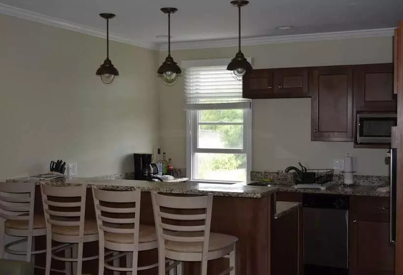 בית מלון כפרי Innseason Resorts Harborwalk