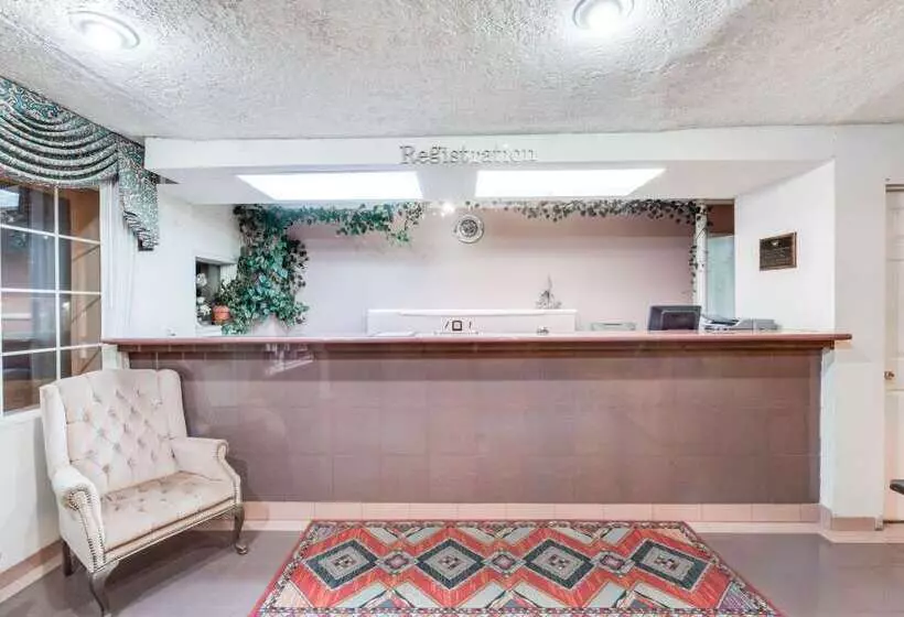 فندق Knights Inn Van Horn