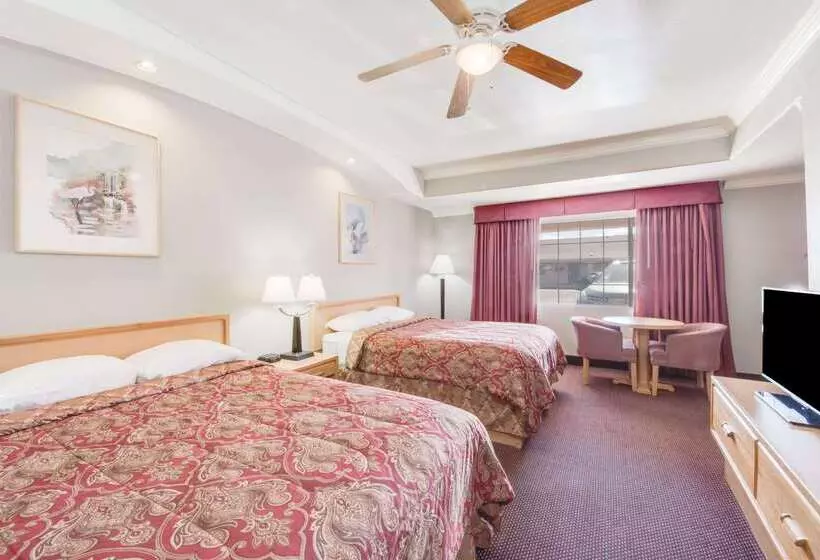 فندق Knights Inn Van Horn