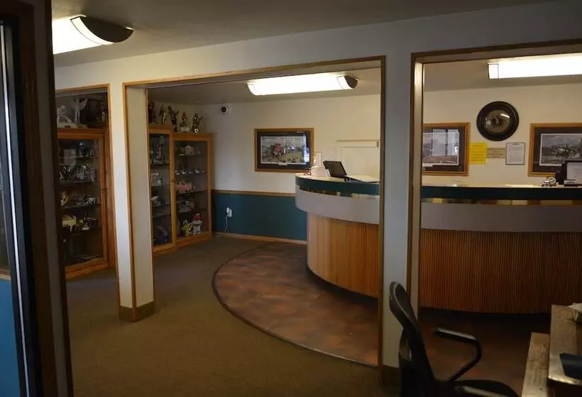 فندق Locomotive Inn