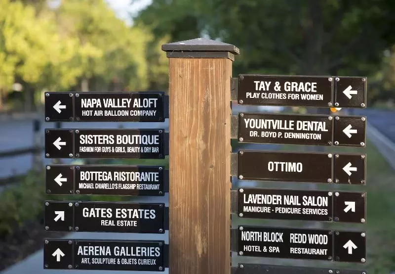 Отель Napa Valley Lodge