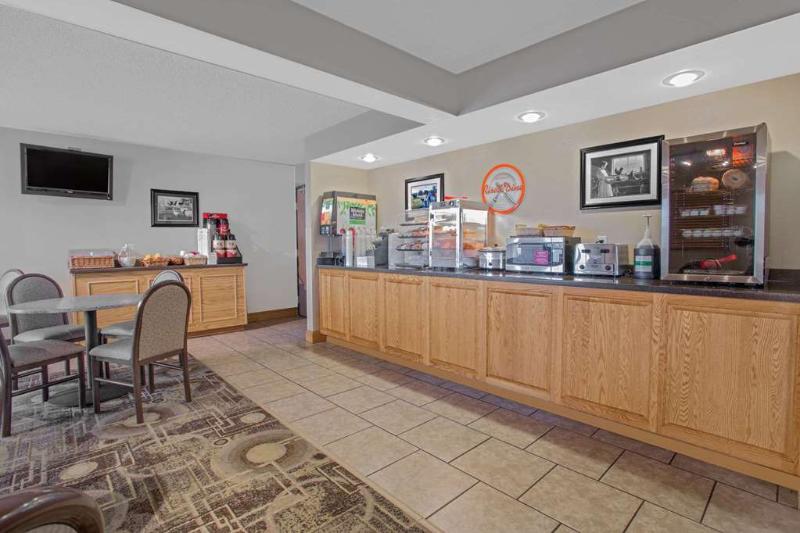 هتل North Platte Inn And Suites