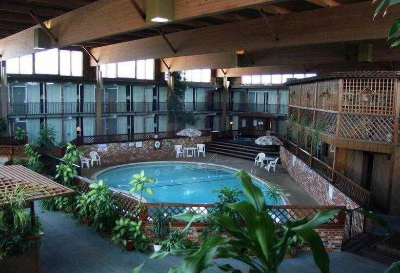 בית מלון כפרי Quality Inn