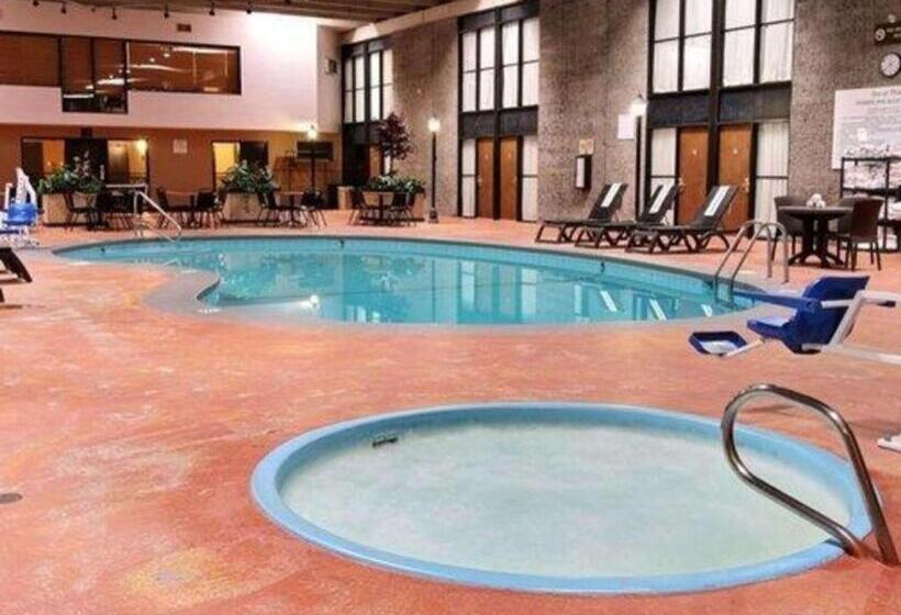 בית מלון כפרי Quality Inn