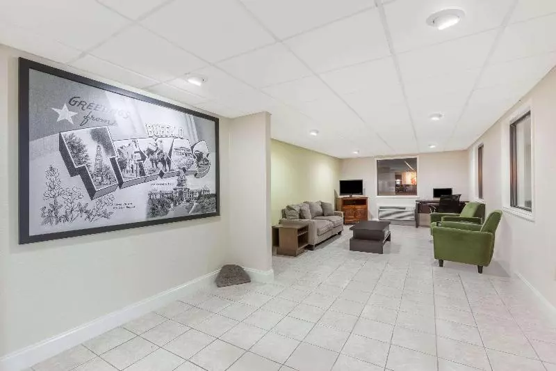 호텔 Super 8 By Wyndham Buffalo