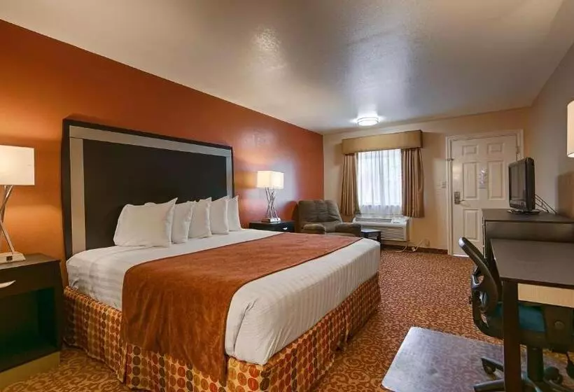 Surestay Hotel By Best Western Zapata