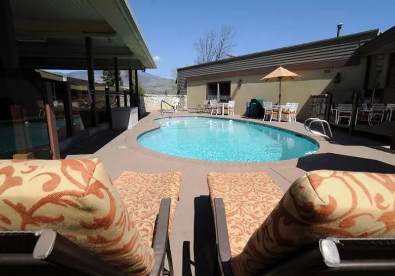 Otel The Bard S Inn, Bw Signature Collection By Best Western