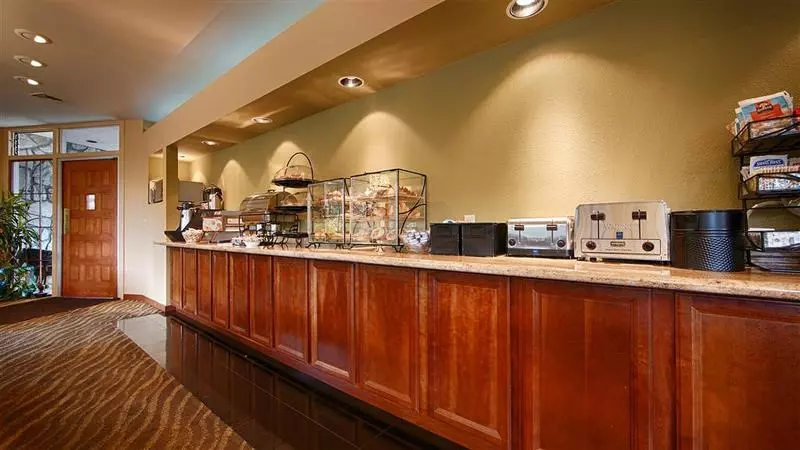 Otel The Bard S Inn, Bw Signature Collection By Best Western