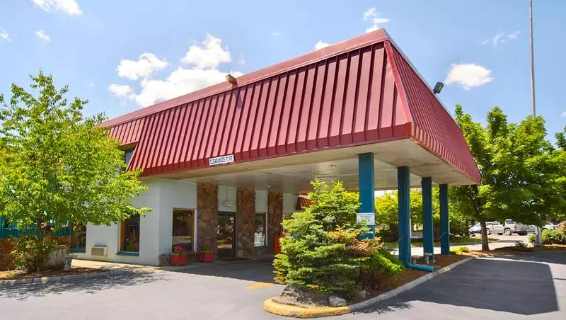 Отель La Grande Inn