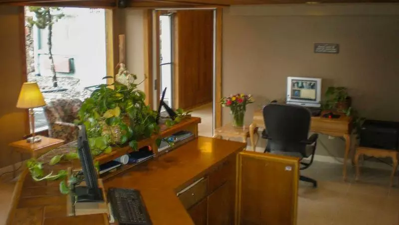 Отель La Grande Inn