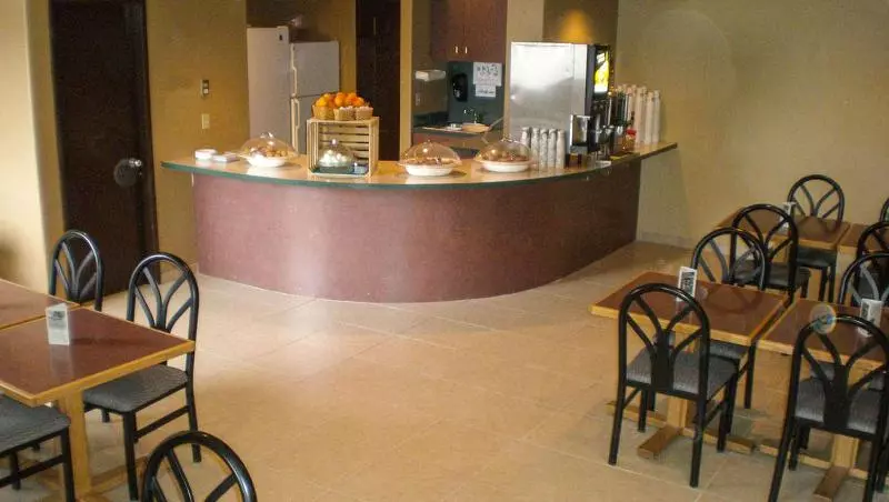 Отель La Grande Inn