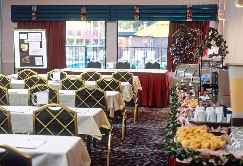 Mardi Gras Hotel & Casino