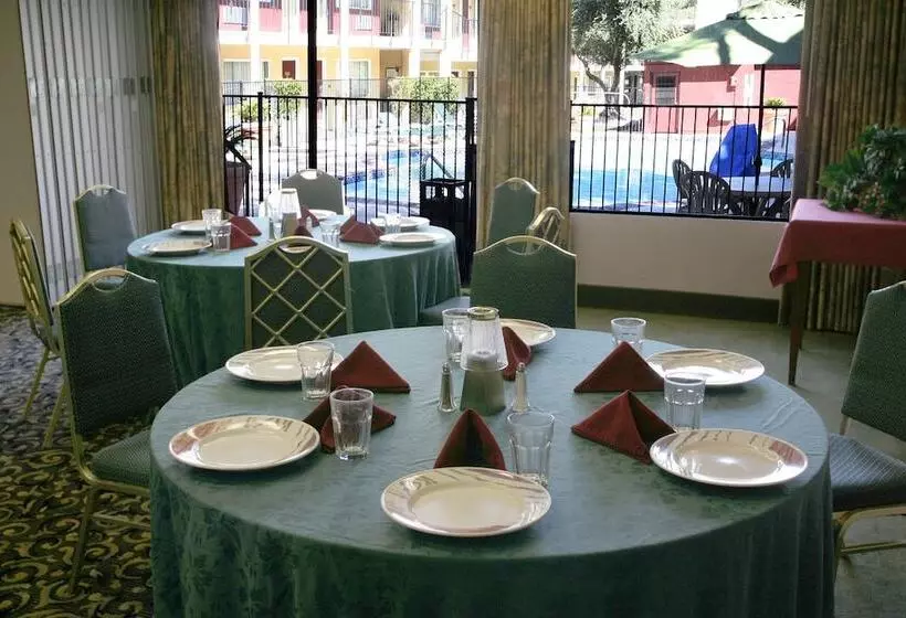 Mardi Gras Hotel & Casino