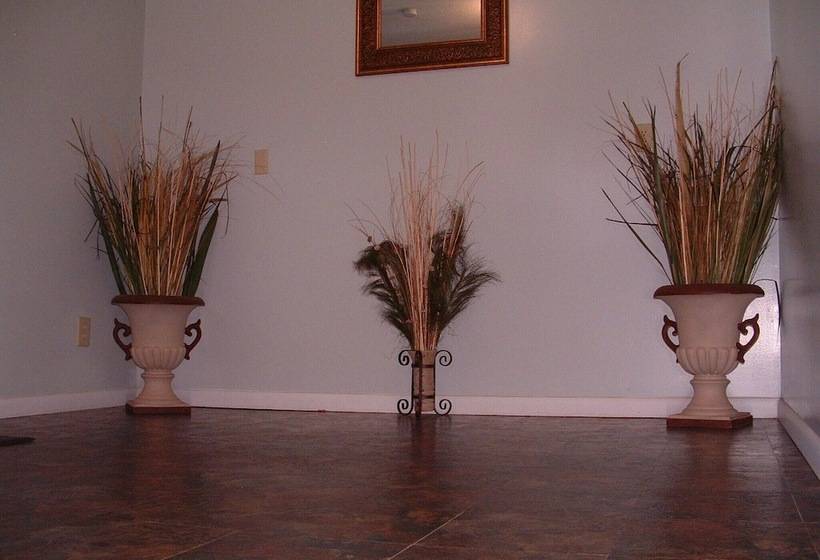 مُتل Budget Host Inn