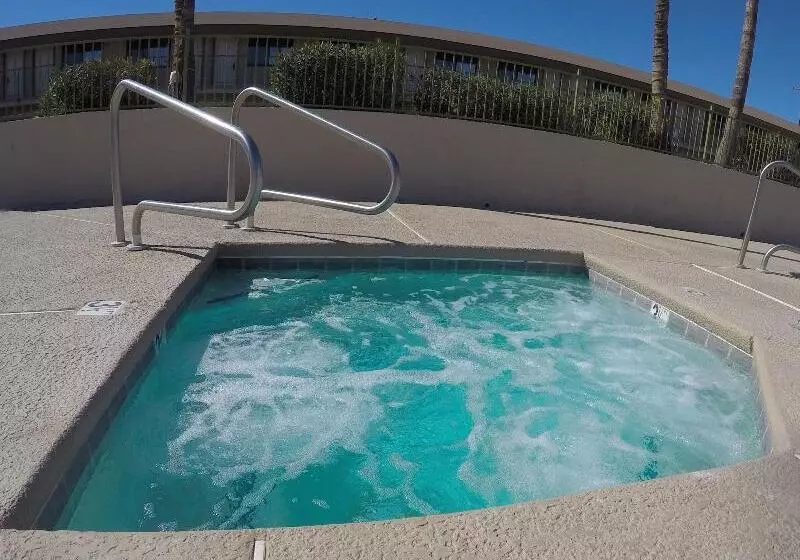 Отель Americas Best Value Inn Blythe Ca