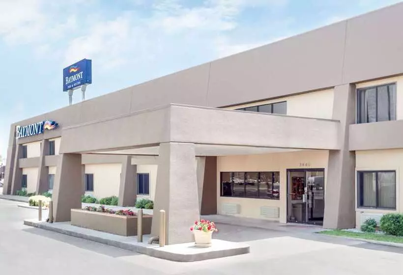 Отель Baymont By Wyndham Green Bay