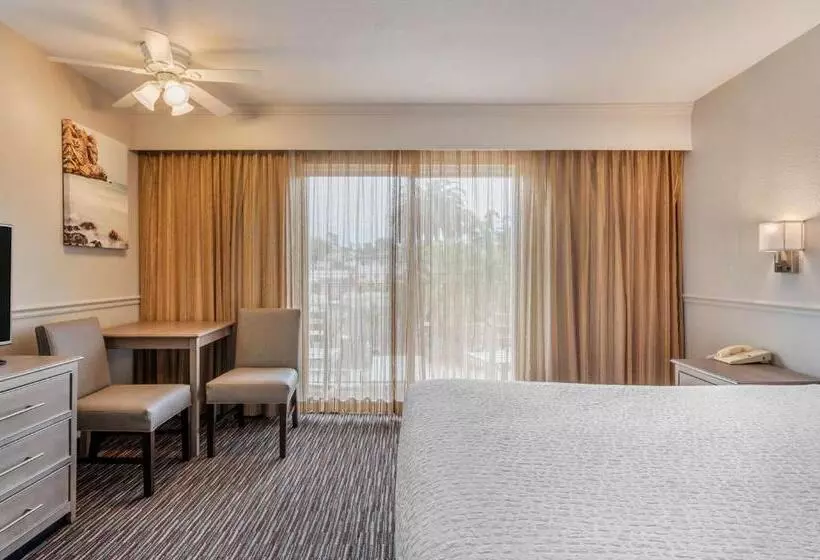 Отель Best Western San Marcos Inn