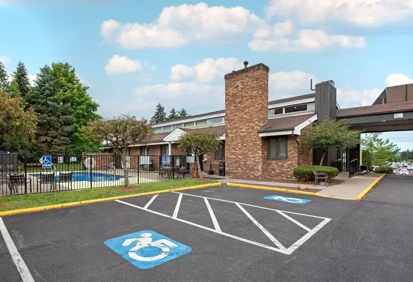 هتل Best Western University Inn