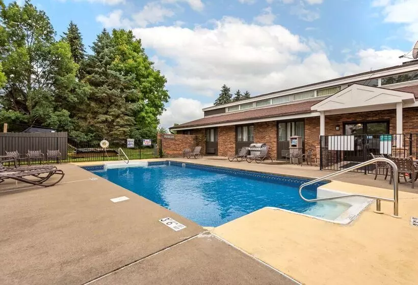 هتل Best Western University Inn