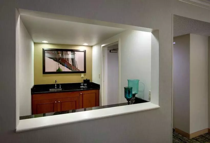 בית מלון כפרי Boston Marriott Peabody