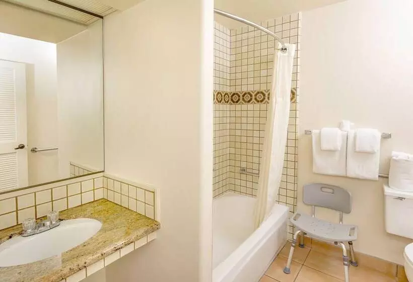 호텔 Clocktower Inn Ventura