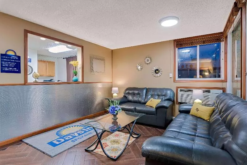 ホテル Days Inn Spokane