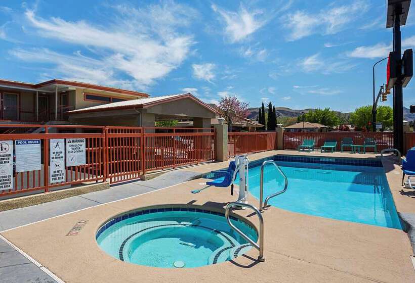Otel Econo Lodge Hurricane Zion Park Area