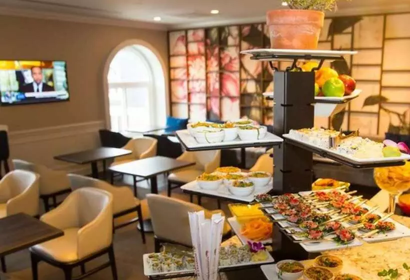 هتل Hilton Wilmington/christiana