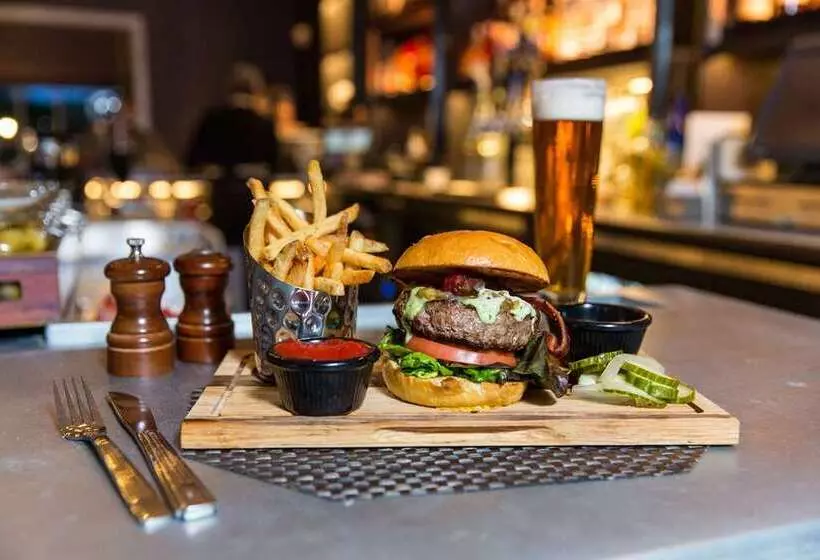 هتل Hilton Wilmington/christiana