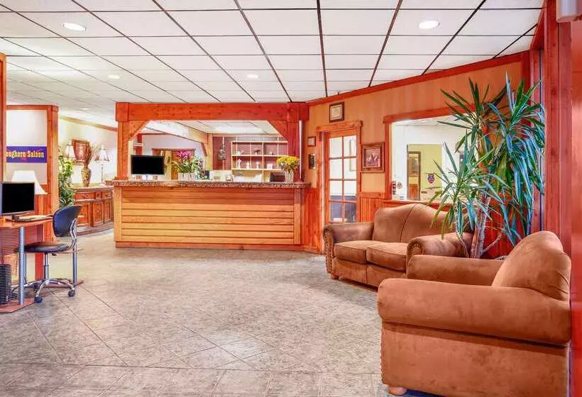 Szálloda Howard Johnson By Wyndham Helena