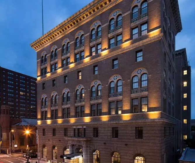 בית מלון כפרי Indigo Baltimore Downtown, An Ihg