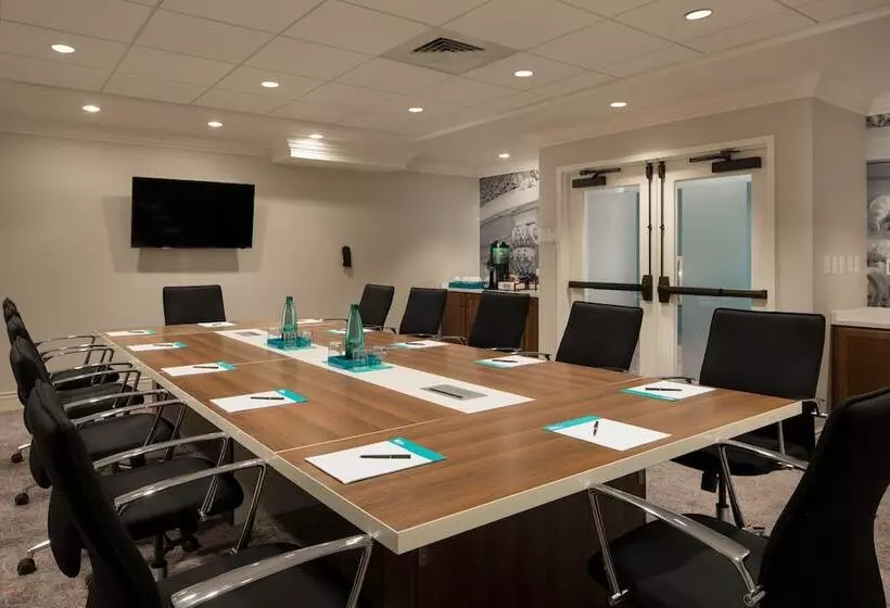 בית מלון כפרי Indigo Baltimore Downtown, An Ihg