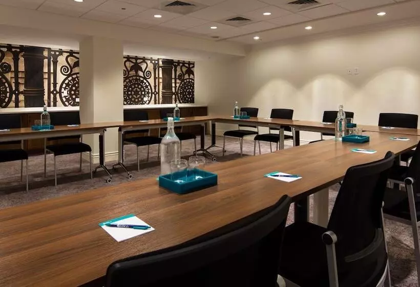 בית מלון כפרי Indigo Baltimore Downtown, An Ihg