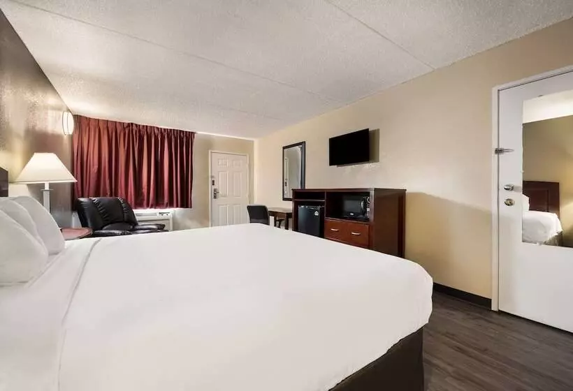 فندق Knights Inn College Station