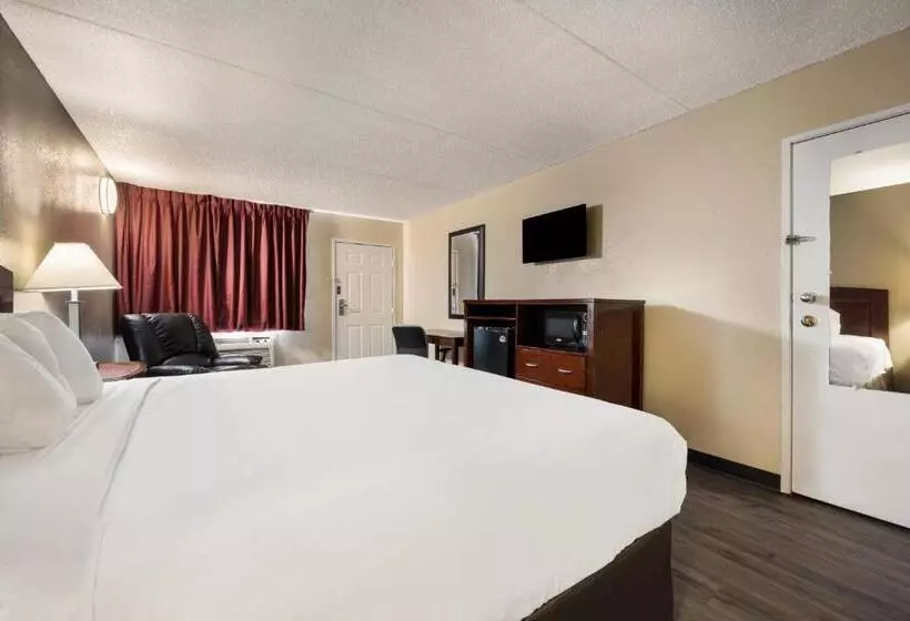 فندق Knights Inn College Station