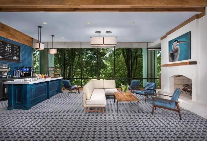 Merriweather Lakehouse Hotel, Autograph Collection